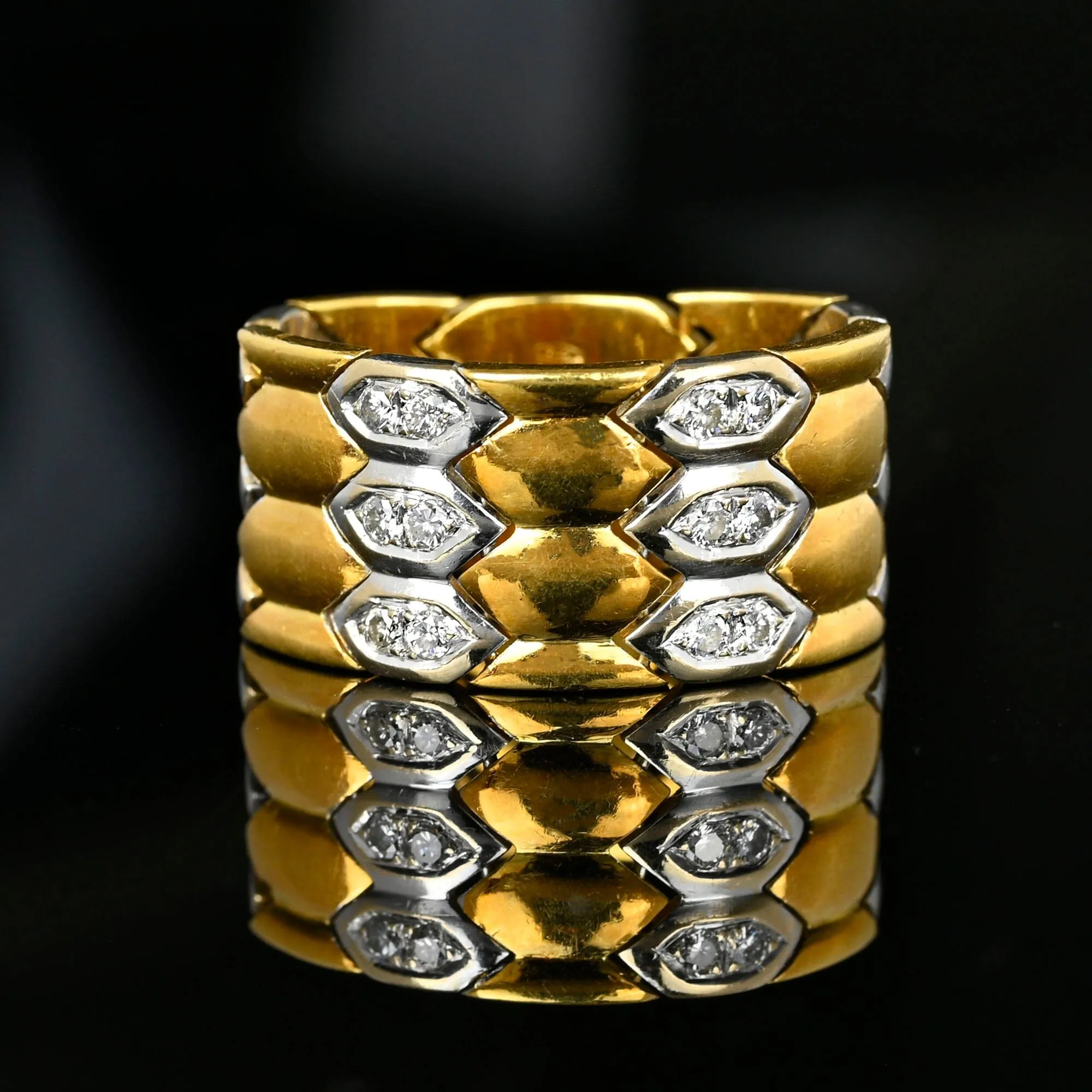 18K Gold Articulated Wide Diamond Snake Ring Band