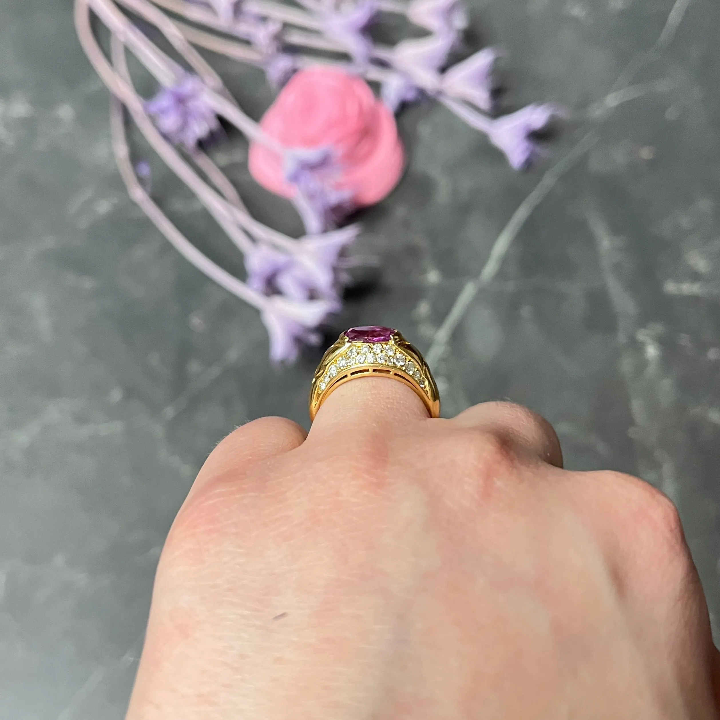 1990's Bulgari 3.15 CTW No Heat Pink Sapphire Diamond 18 Karat Gold Gancio Vintage Gemstone Ring