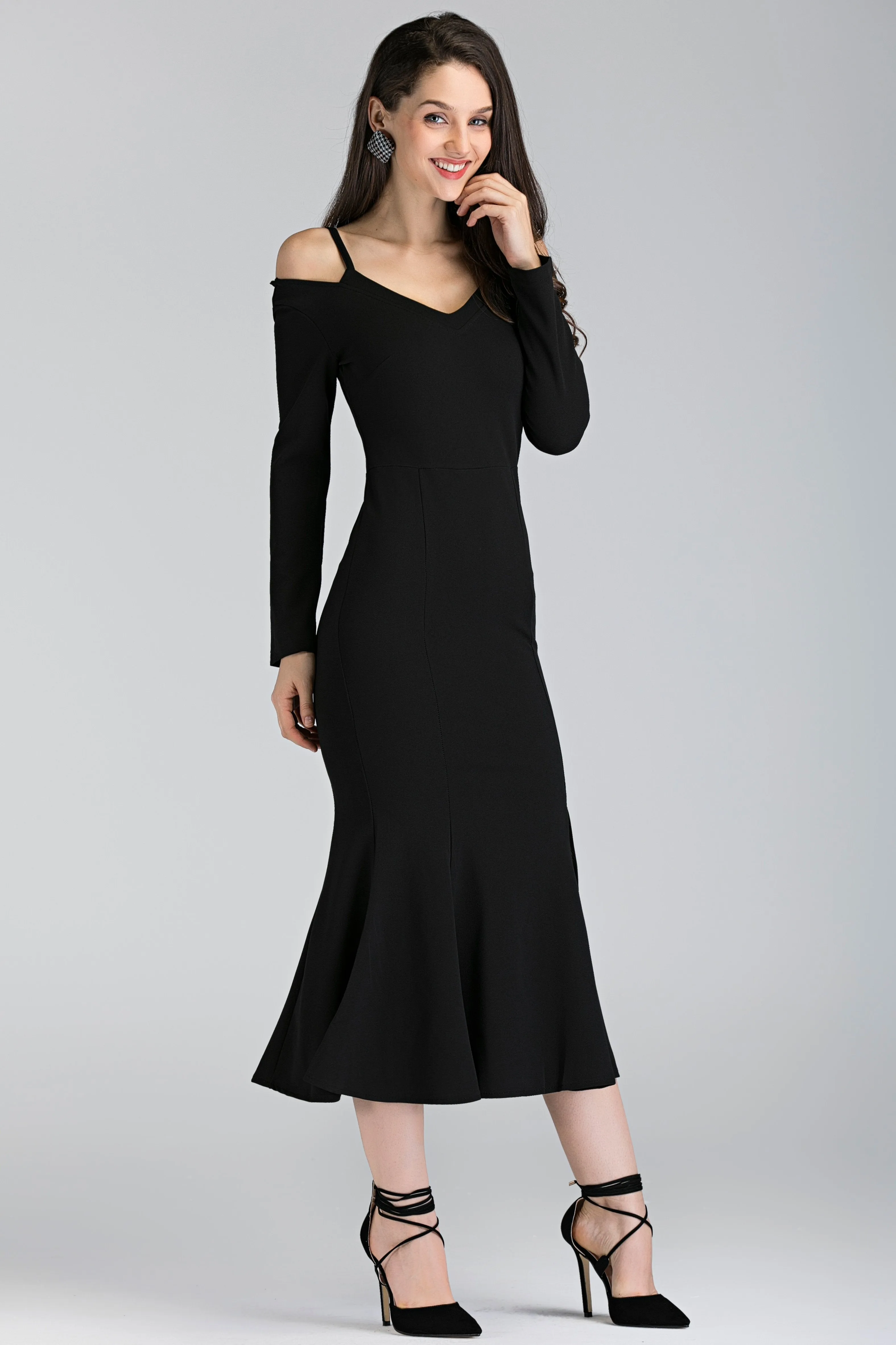 Black Trumpet Slit Midi Dress