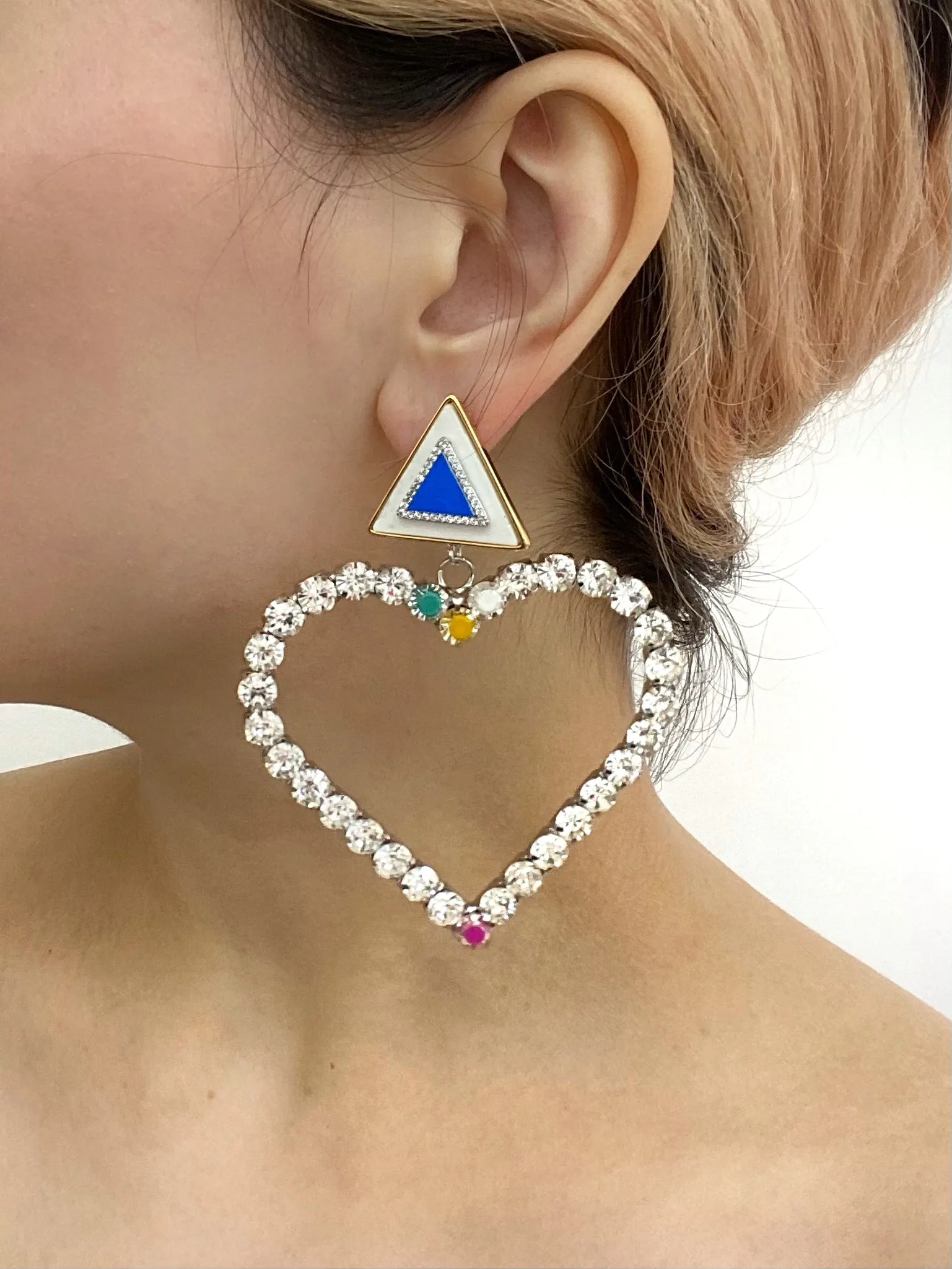 CRYSTAL EMBELLISHED DETACHABLE HEART CHARM TRIANGULAR STUD EARRINGS