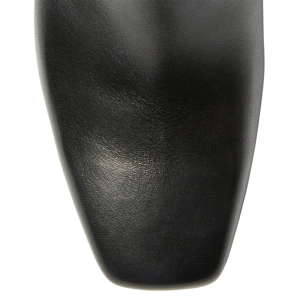 Dallas Boot in Black Leather