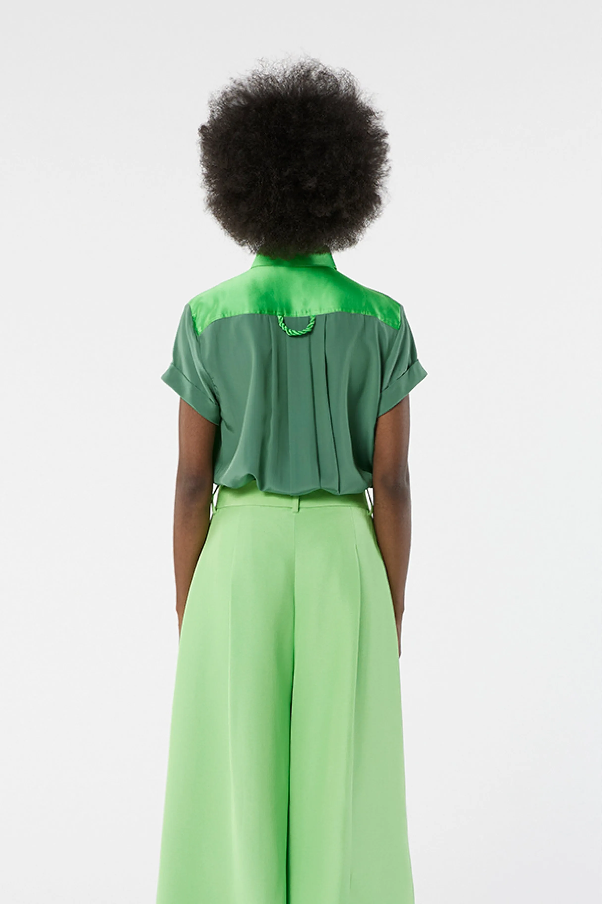 LOCKY apple green - silk shirt