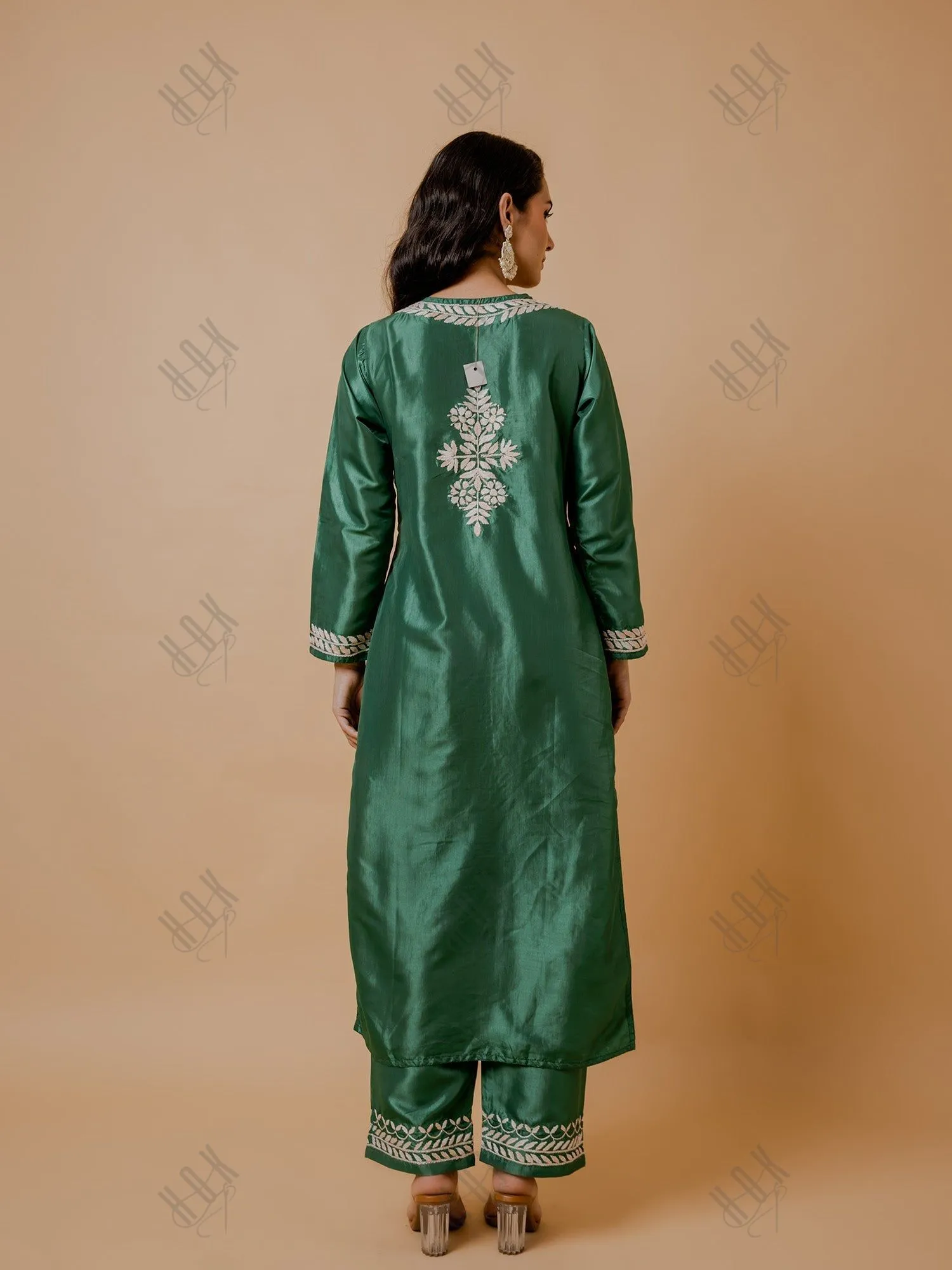 Urmi in Silk Chikankari Kurta Set for Women - Mehndi Green