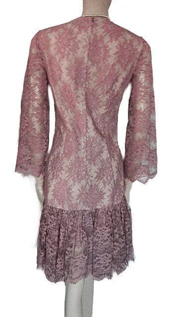 *VINTAGE ‘50s CAROL CRAIG LACE FLOUNCE COCKTAIL DRESS WITH SPARKLING RHINESTONE BUTTONS & METAL ZIPPER IN ROSE DUST